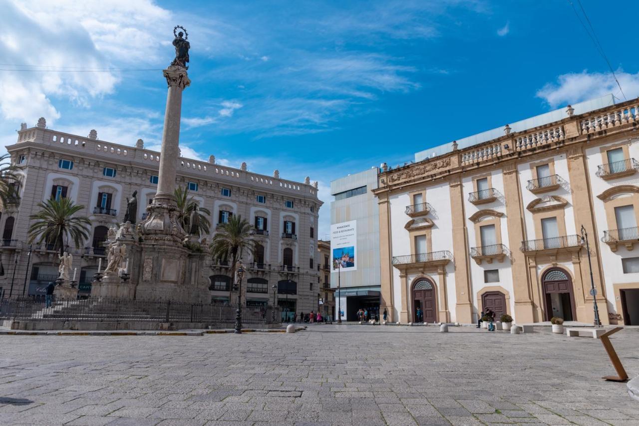 Nicolhouse - Appartamento Nel Centro Storico Di Palermo Bagian luar foto