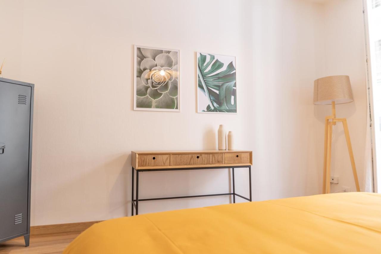 Nicolhouse - Appartamento Nel Centro Storico Di Palermo Bagian luar foto
